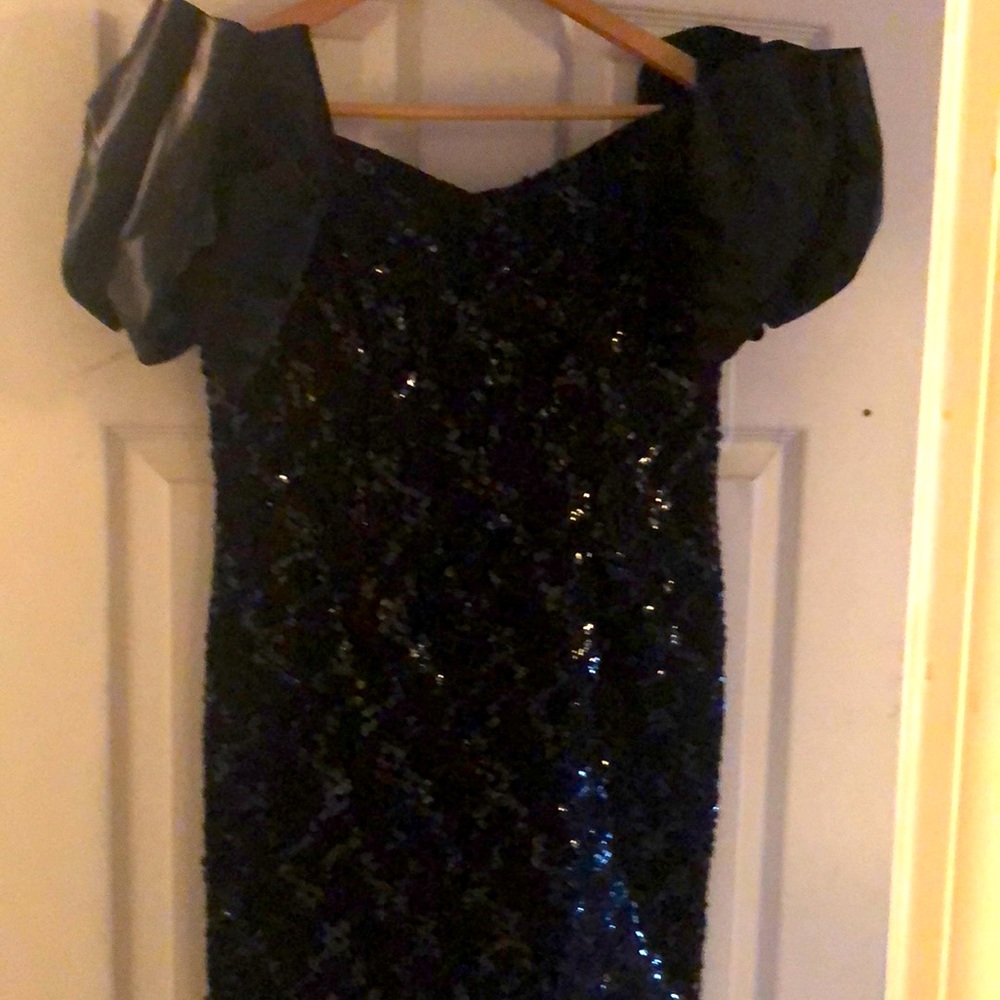 Sparkly little Pantagis dress